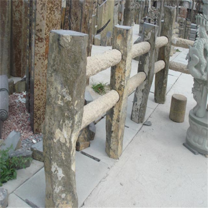 玄武巖車止石-03